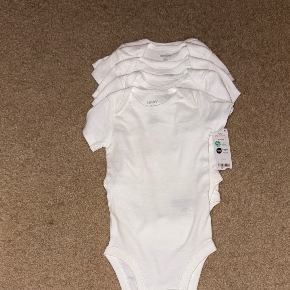 NWT 5 pack of Onsies